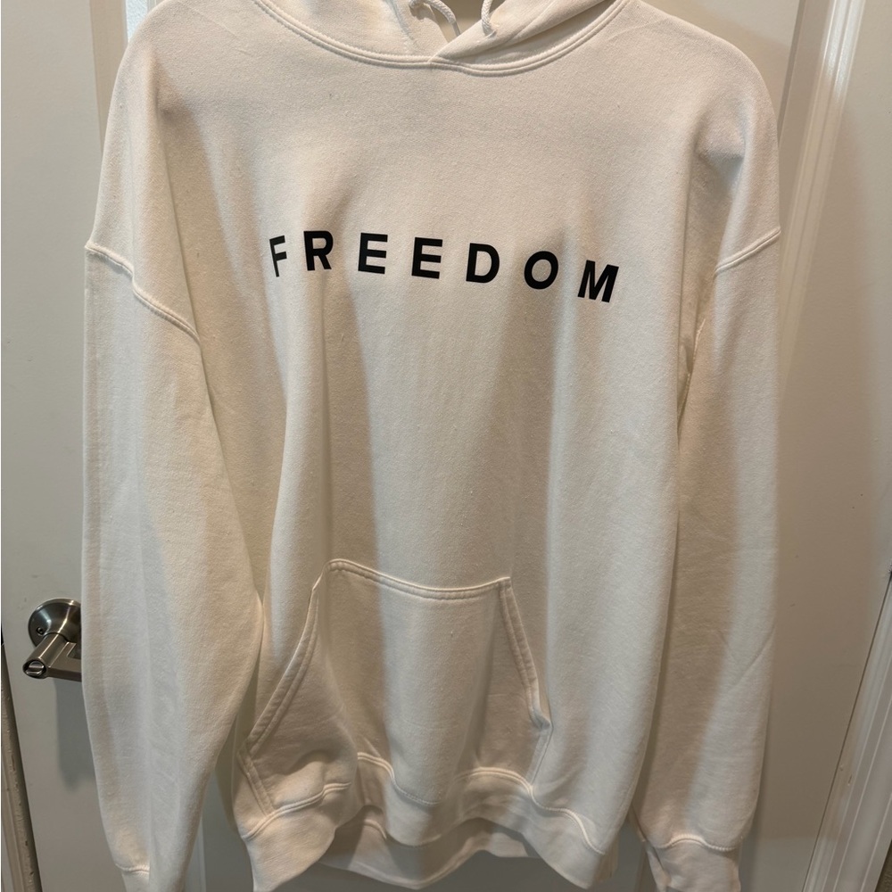 Gildan White Freedom Hoodie